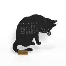 画像をギャラリービューアに読み込む, １２匹の黒猫カレンダー　2024
