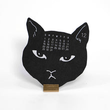 画像をギャラリービューアに読み込む, １２匹の黒猫カレンダー　2024
